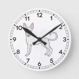 Söt seriehund av vit Ibizan Hound med slät päls Rund Klocka