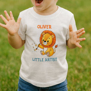 Söt serieseriegonst unge konstnär med pensel t shirt