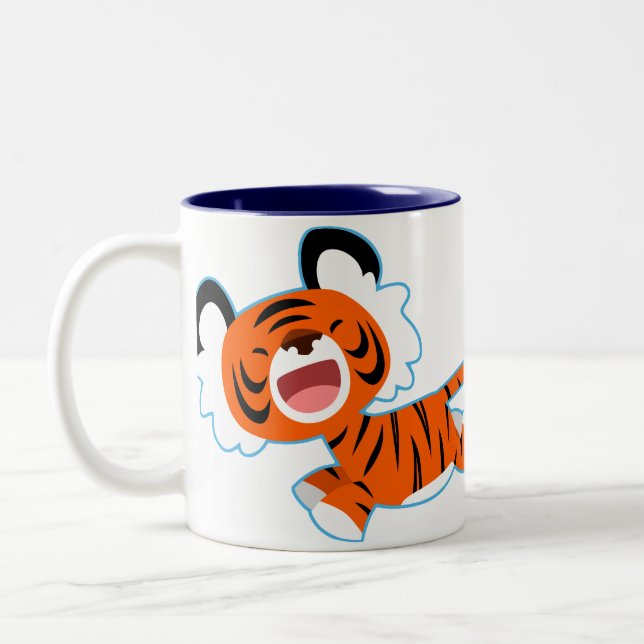 Söt serietecknad tiger på rymmen-mugg Två-Tonad mugg (Vänster)