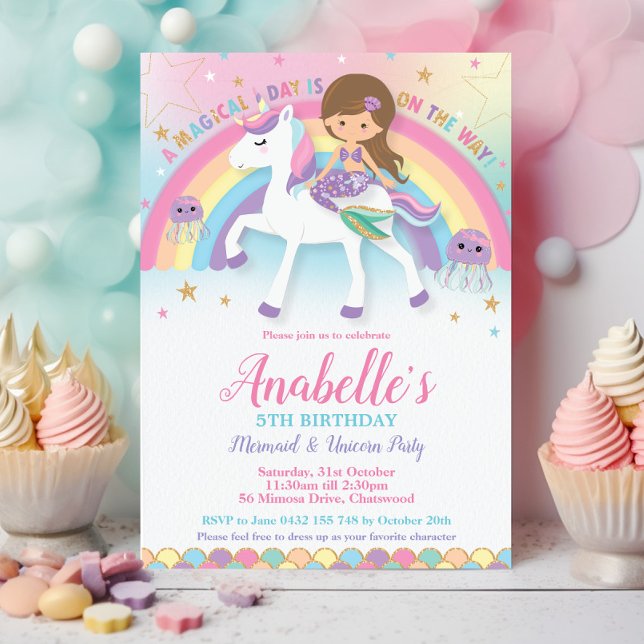 Söt sjöjungfru och enhörning regnbåge födelsedag  inbjudningar (light brown haired mermaid and unicorn rainbow pool birthday party invitation cards printed download)