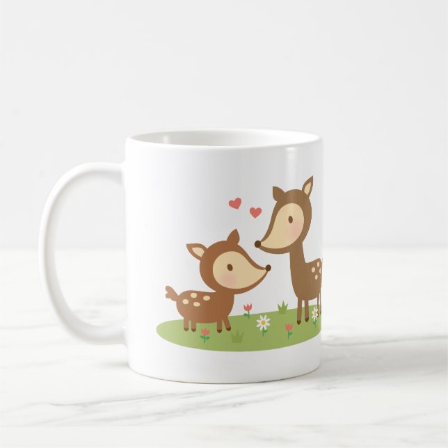 Söt skogs hjort mamma och barn för barn kaffemugg (Vänster)