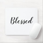 Söt skript för svartvit anpassningsbar musmatta<br><div class="desc">Svart och vit anpassningsbar skript kalligrafi söt Mouse Pad. Elegant,  modern design. Anpassadets text.</div>