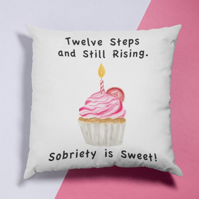 Söt sobriety: Cupcoa with Candle, Recovery Coin Kudde (Skapare uppladdad)