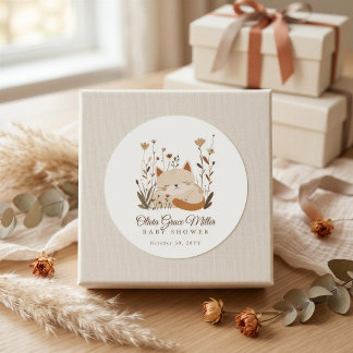 Söt sovande kattunge Blommig baby shower Runt Klistermärke