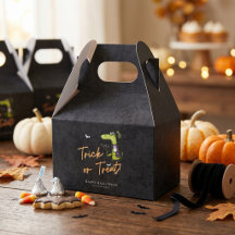 Söt spöklik Halloween-fest med bus eller traktamen