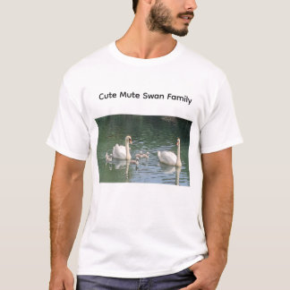 Söt stum svanfamilj t shirt