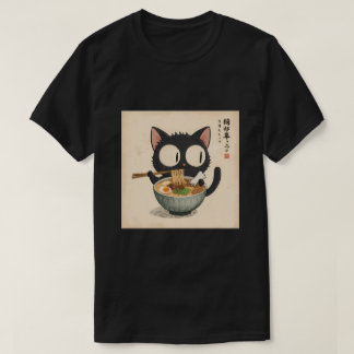 Söt svart katt som njuter av ramen nudlar t shirt