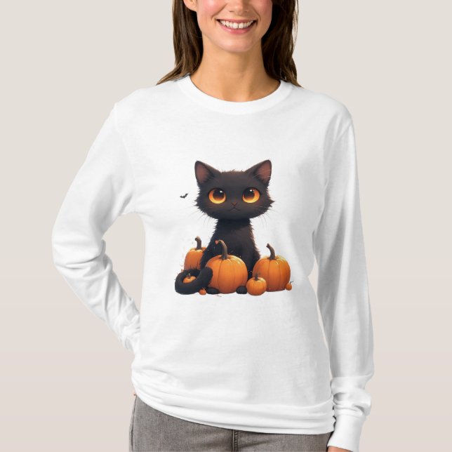 Söt svart kattunge med pumpa  t shirt (Framsida)