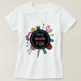 Söt T-Shirt med Handritade Sy- & Hantverksverktyg