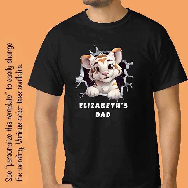 Söt tigerunge som tittar ut ur hål Vit F Födelseda T Shirt (Skapare uppladdad)