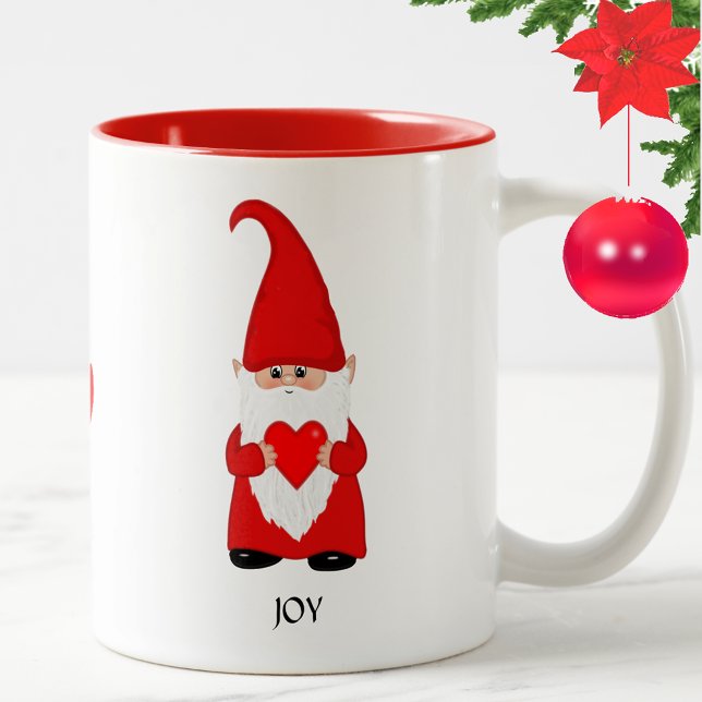 Söt tomte iklädd röd dräkt med hjärta Två-Tonad mugg (Skapare uppladdad)