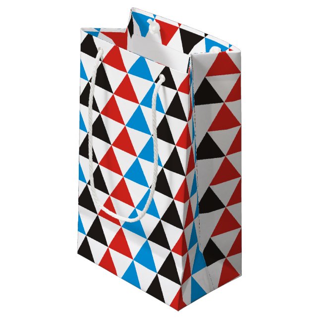 Söt Triangle mönster black red blue + din idé (Framsidan Vinklad)