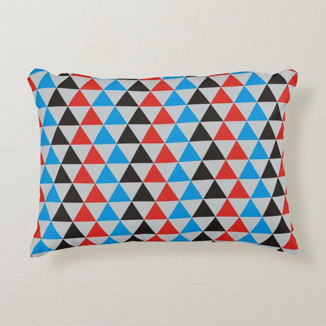 Söt Triangle mönster black red blue + din idé Prydnadskudde (Framsidan)