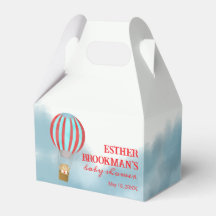 Söt Unge Flyger Över Molnen Baby Shower