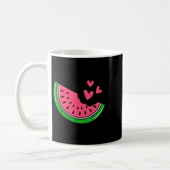 Söt vattenmelon skiva biten med hjärtan sommar kaffemugg (Vänster)