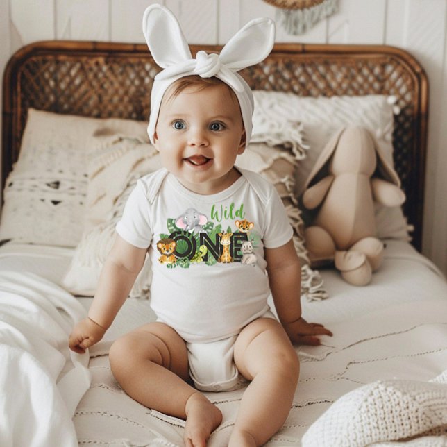 Söt Vild En Djungelsafari Djur Första Födelsedagen T Shirt (Skapare uppladdad)