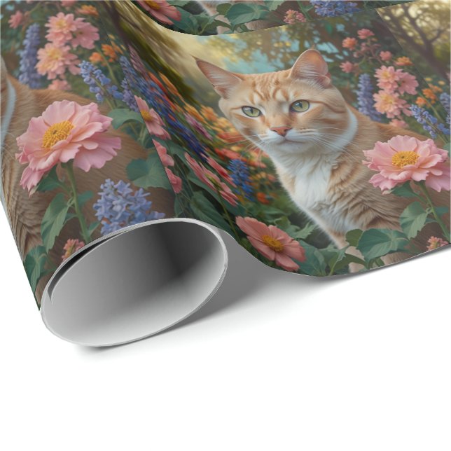 Söt vit orange katt i blomsterträdgård presentpapper (Rullad Hörn)