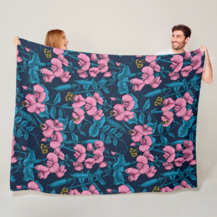 Söta ärter och humlor, rosa och blått fleecefilt