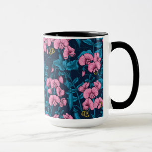 Söta ärter och humlor, rosa och blått mugg