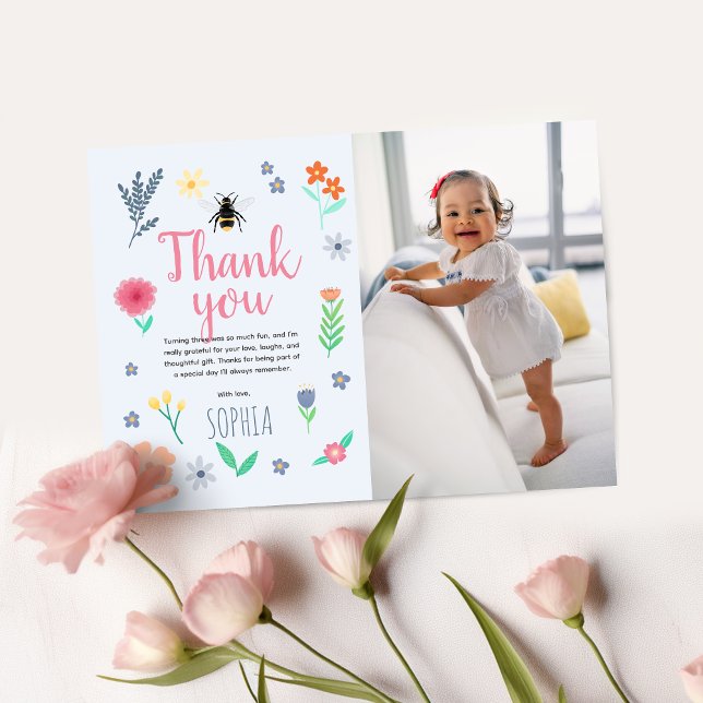 Söta blommiga bin flickor födelsedagsfoto tack kort (Skapare uppladdad)