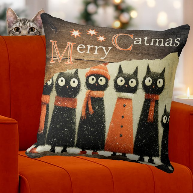 Söta fantastiska katter rustik jul kudde (Christmas pillow featuring a whimsical painting of cute cats on rustic wood. Original for cat lovers)