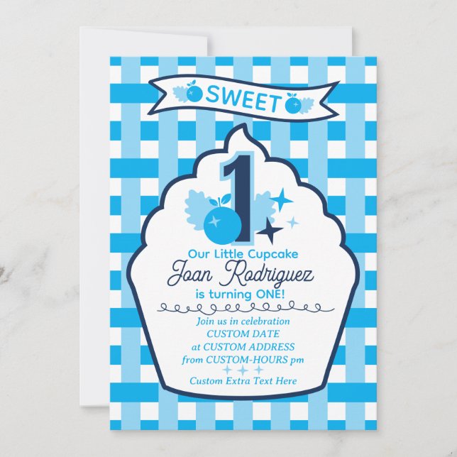 Söta Första Födelsedags Gingham Fotoinbjudningar Inbjudningar (Framsida)