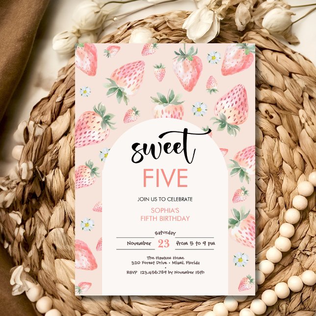 Söta jordgubbsbär barns födelsedag inbjudningar (Skapare uppladdad)