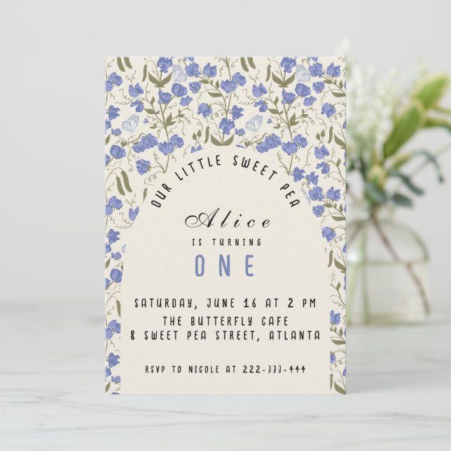 Söta lilla Pea-tjejen första födelsedag Inbjudningar (Stående Fram)