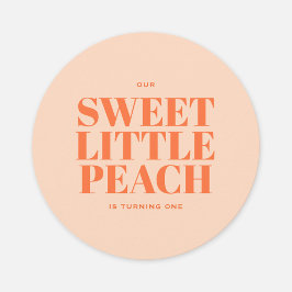 Söta lilla Peach Girl First Birthday Inbjudningar
