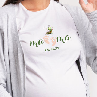 Söta ljushyad bebisfötter hjärta mamma fjärilslarv t shirt