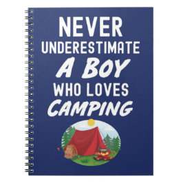 Söta, marinblå campingpresenter för småpojkar och anteckningsbok