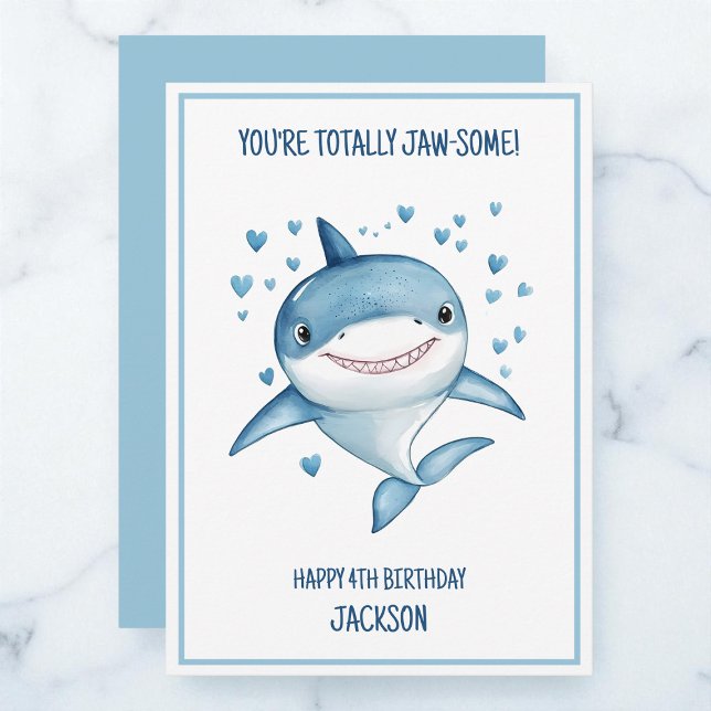 Söta pojkar anpassad blå haj glad 4-årsdag kort (Cute Boys Custom Blue Shark Happy 4th Birthday Card)