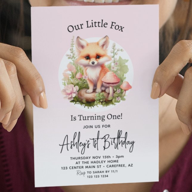 Söta Räven Skript Flicka 1-årsdag Inbjudningar (Skapare uppladdad)