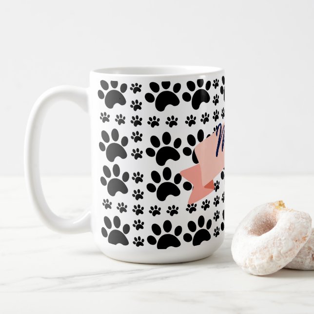 Söta svarta tassavtrycksmönster & persikorosa "Meo Kaffemugg (Med munk)
