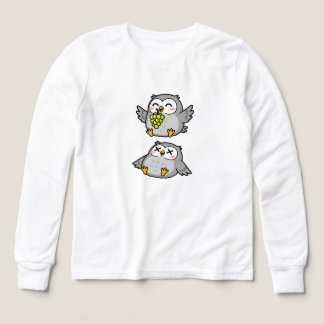 Söta tecknade ugglor som äter vindruvor Rolig grå T Shirt