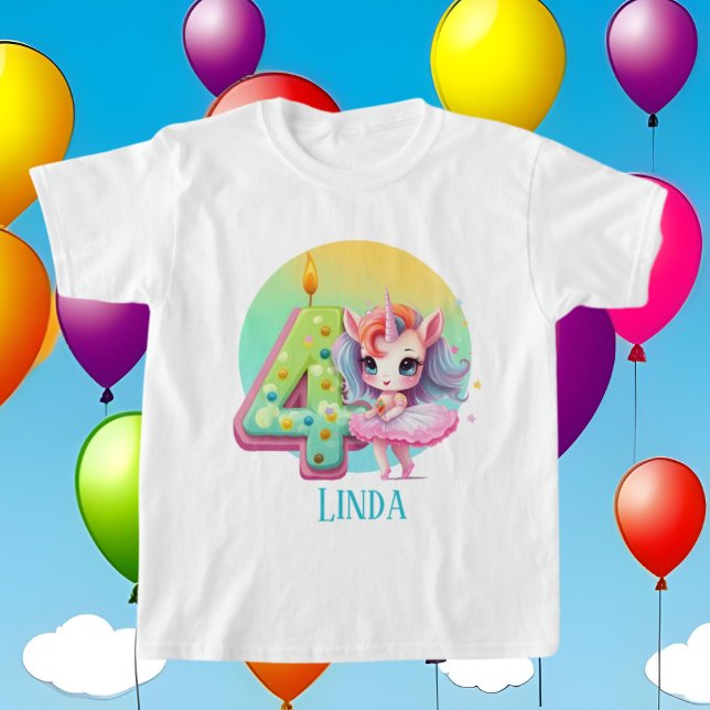 Söta tjejer fantasi Unicorn 4e födelsedagen T Shirt (Skapare uppladdad)
