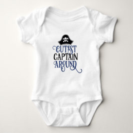 Sötaste kapten runt omkring t shirt