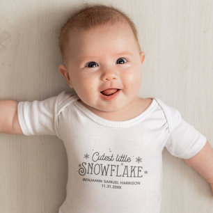 Sötaste lilla snöflinga baby's första jul t shirt