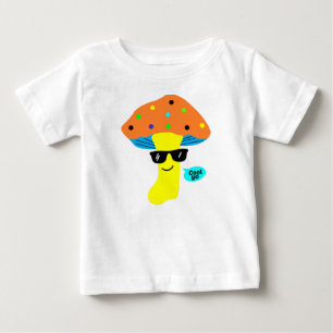 sötaste svamp med glasögon t shirt