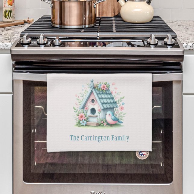 Sötblå och Rosa Birdhouse-Personlig Kökshandduk (Sweet Blue and Pink Birdhouse Personalized Kitchen Towel
)