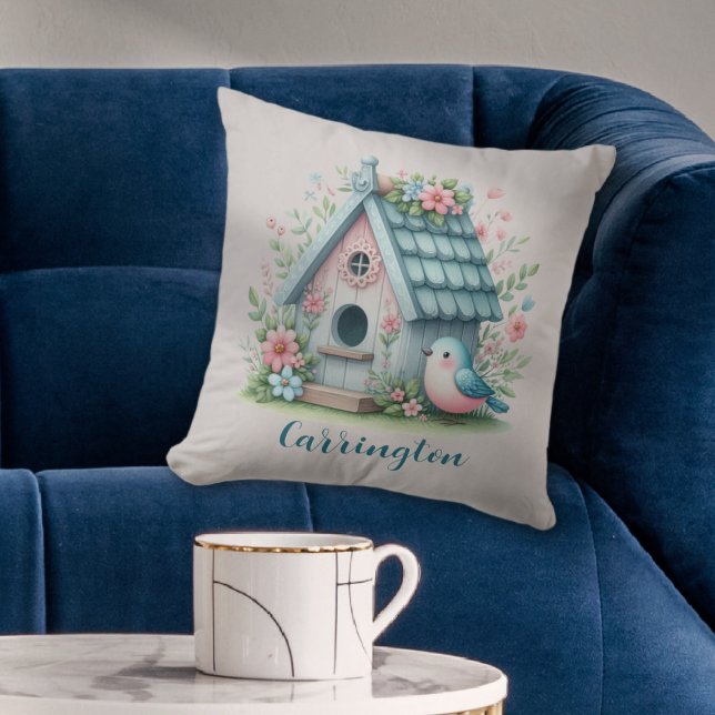 Sötblå och Rosa Birdhouse-Personlig Kudde (Sweet Blue and Pink Birdhouse Personalized Throw Pillow
)