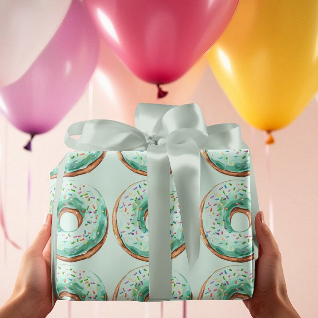 Sötdags Pastel Grönt Donut Birthday Presentpapper (Skapare uppladdad)
