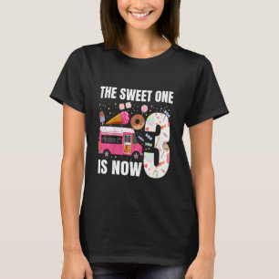 Sötingen är nu 3 år gammal tredje födelsedag t shirt