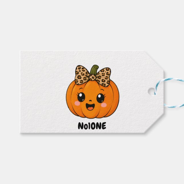 SötOrange Liten Pumpa Halloween Anpassa Namn Presentetikett (Framsidan (Horisontell))