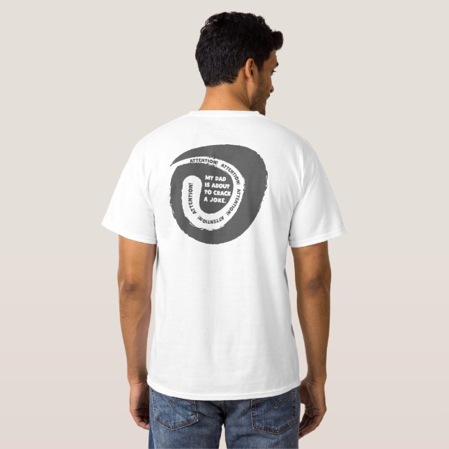 Sött design-text Min pappa håller på att förbereda T Shirt (Hel baksida)