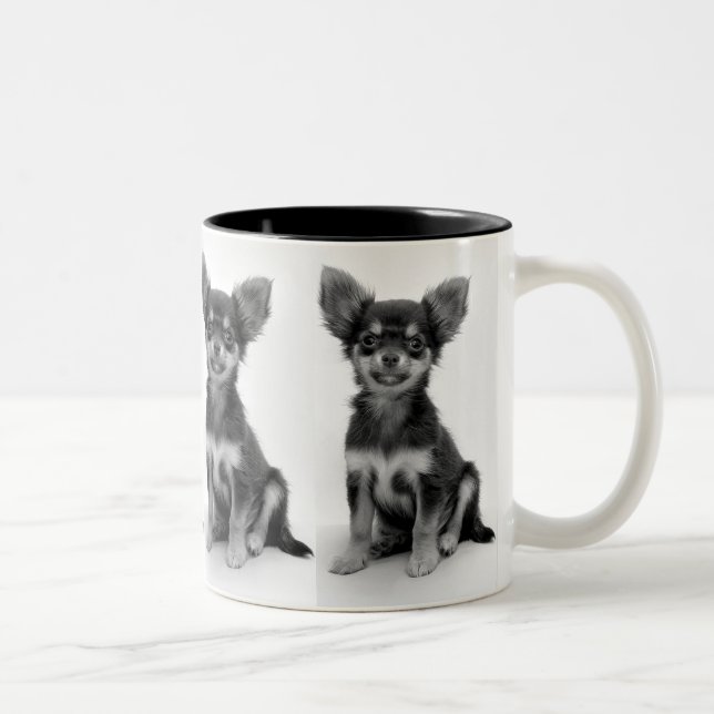 Sött Fluffigt Chihuahua Valpmönster Två-Tonad Mugg (Höger)