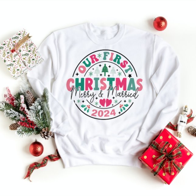 sött Första julen gifta och glada nygifta T Shirt (Skapare uppladdad)