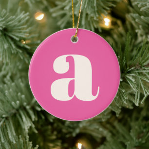 Sött het rosa anpassat monogram retrotypsnitt julgransprydnad keramik