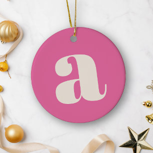 Sött het rosa anpassat monogram retrotypsnitt julgransprydnad keramik