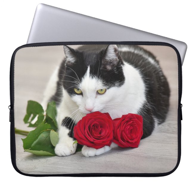 Sött katt med den röda rosen laptop fodral (Framsidan)